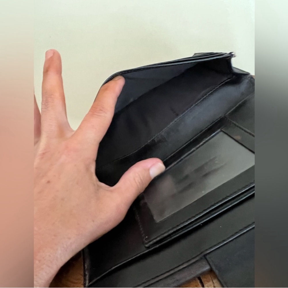 Fendi Wallet - Picture 6 of 6